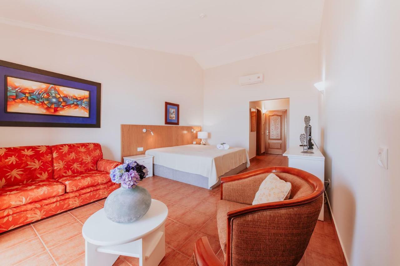 Villa Amore Accommodation Паул-ду-Мар Экстерьер фото